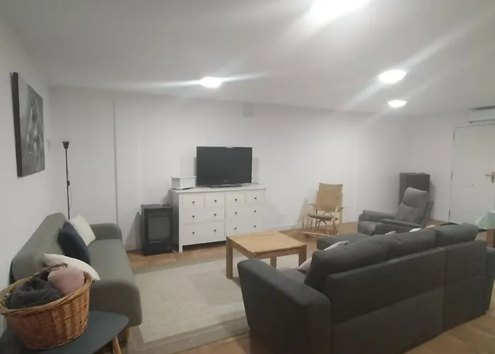 El Madrono De La Encantada *